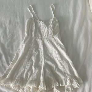 White urban outfitters romper